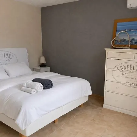 Mediterraneenne Avec Piscine Et Jardin Villa Fréjus