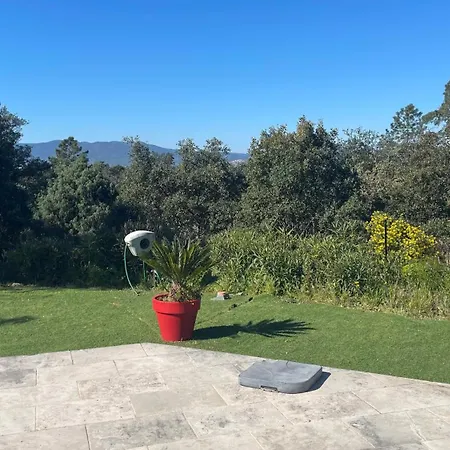 Mediterraneenne Avec Piscine Et Jardin Villa *