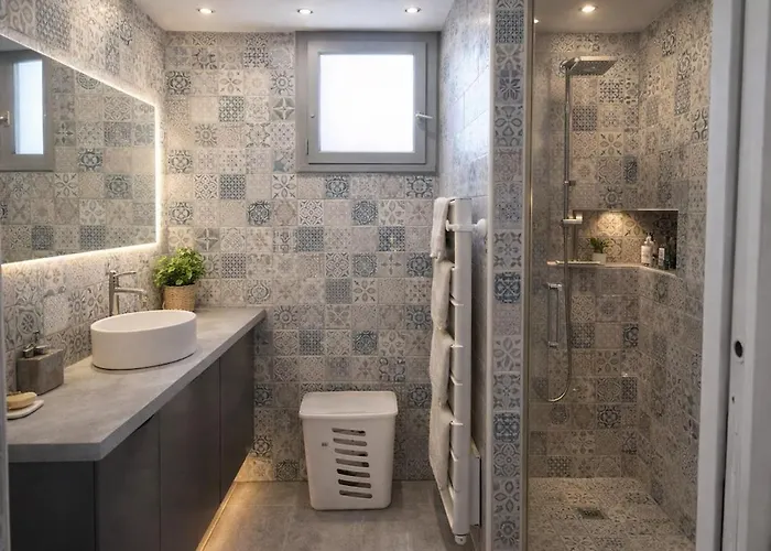 Mediterraneenne Avec Piscine Et Jardin Villa