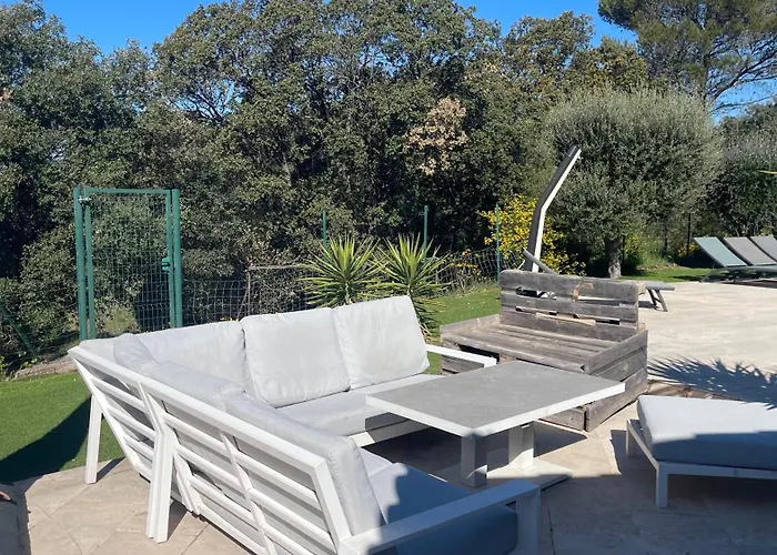 Mediterraneenne Avec Piscine Et Jardin *