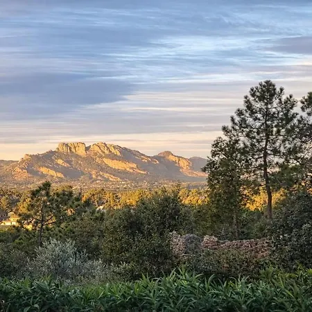 Mediterraneenne Avec Piscine Et Jardin Вилла Фрежюс