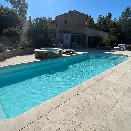 Mediterraneenne Avec Piscine Et Jardin 빌라