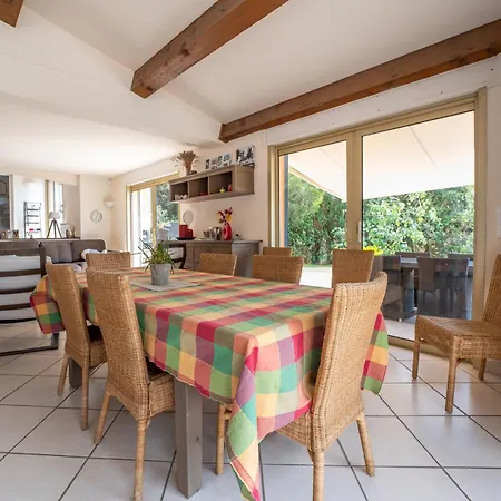 Mediterraneenne Avec Piscine Et Jardin *