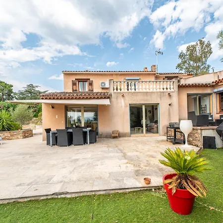 Mediterraneenne Avec Piscine Et Jardin Villa *