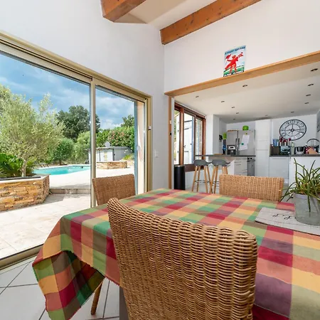 Mediterraneenne Avec Piscine Et Jardin Villa Frejus