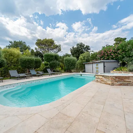 Villa Mediterraneenne Avec Piscine Et Jardin