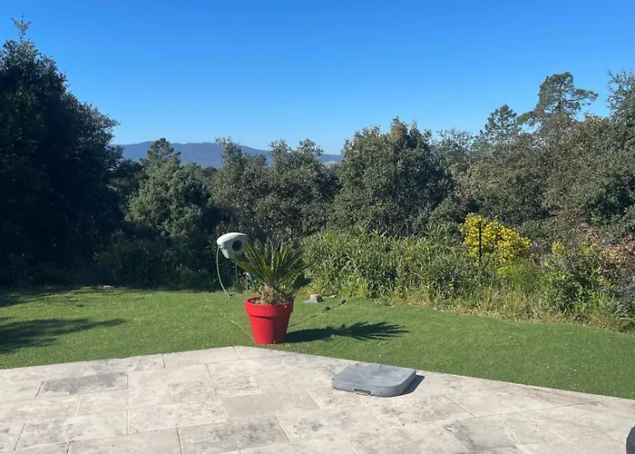 Mediterraneenne Avec Piscine Et Jardin 빌라 *